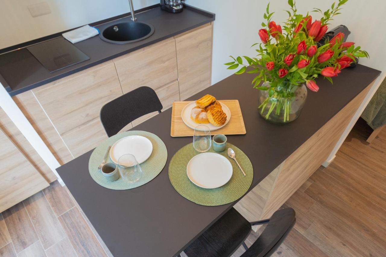 Enchanted Como Lake - Tremezzo Apartments By Rent All Como Bagian luar foto