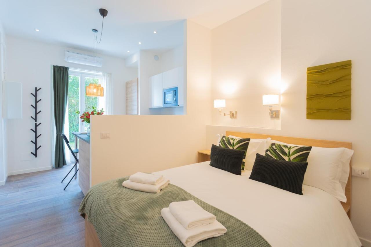 Enchanted Como Lake - Tremezzo Apartments By Rent All Como Bagian luar foto