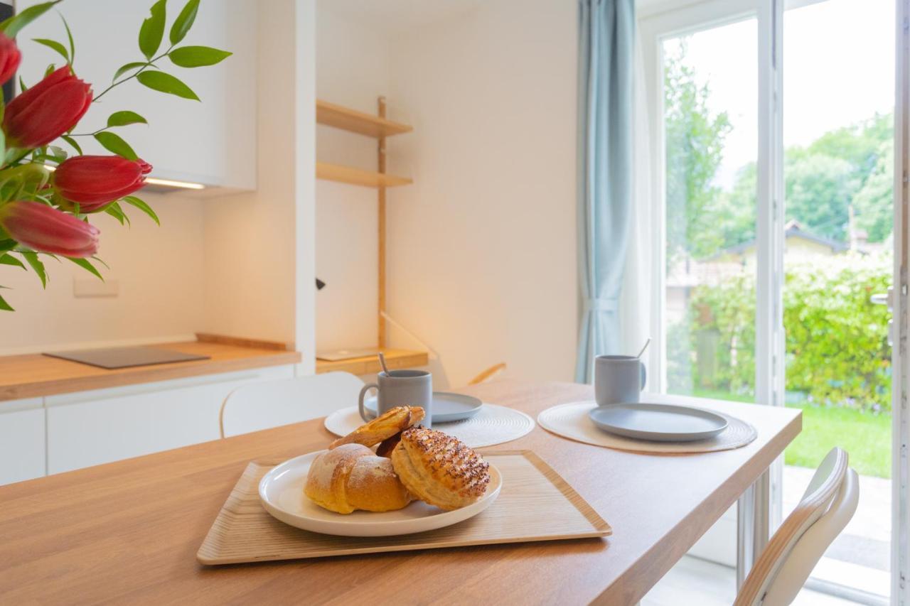 Enchanted Como Lake - Tremezzo Apartments By Rent All Como Bagian luar foto